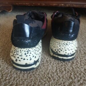 Steve‎ Madden Camo Burgundy Suede Mixed Media Chunky Fashion Sneakers Multicolor